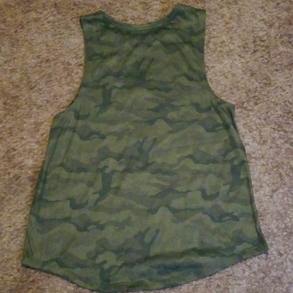 Camo Muscle Tee - Picture 2 of 4